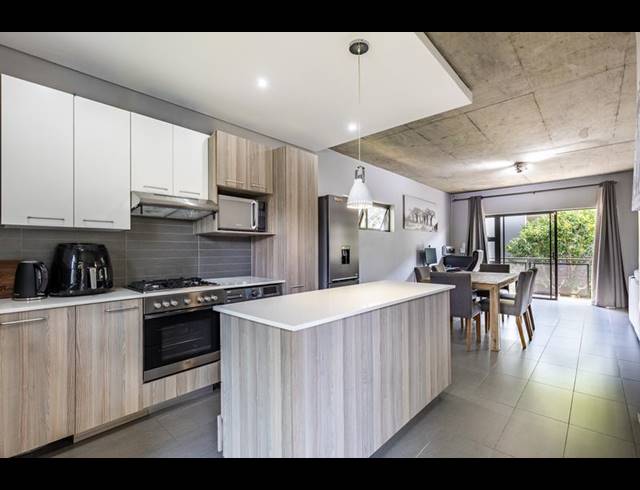 1 BEDROOM APARTMENT FOR SALE IN HAZELWOOD